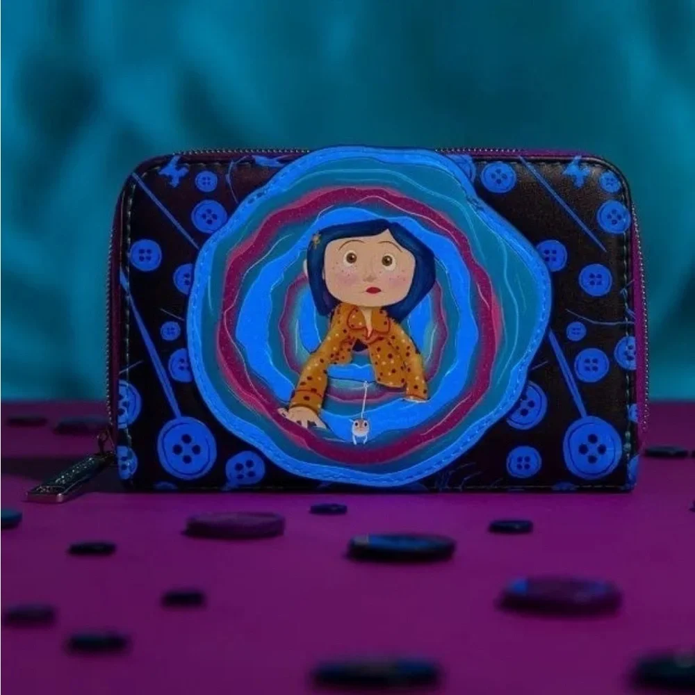 Exclusive Loungefly Coraline Other World Portal GITD Wallet & Keychain - Picture 9 of 12
